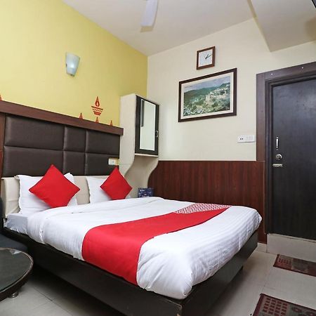 Oyo 2075 Hotel Kota Royal Dış mekan fotoğraf