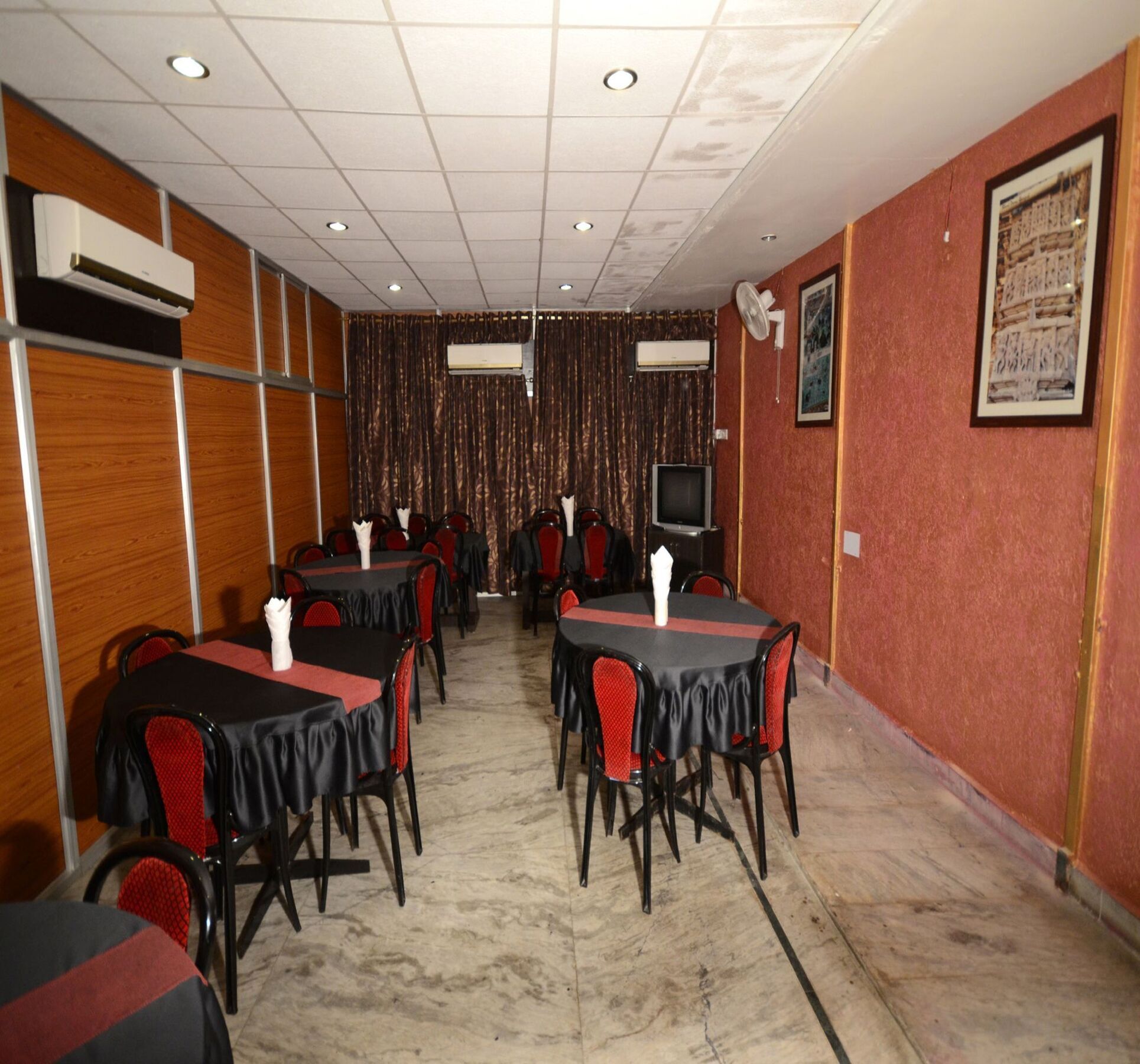 Oyo 2075 Hotel Kota Royal Dış mekan fotoğraf