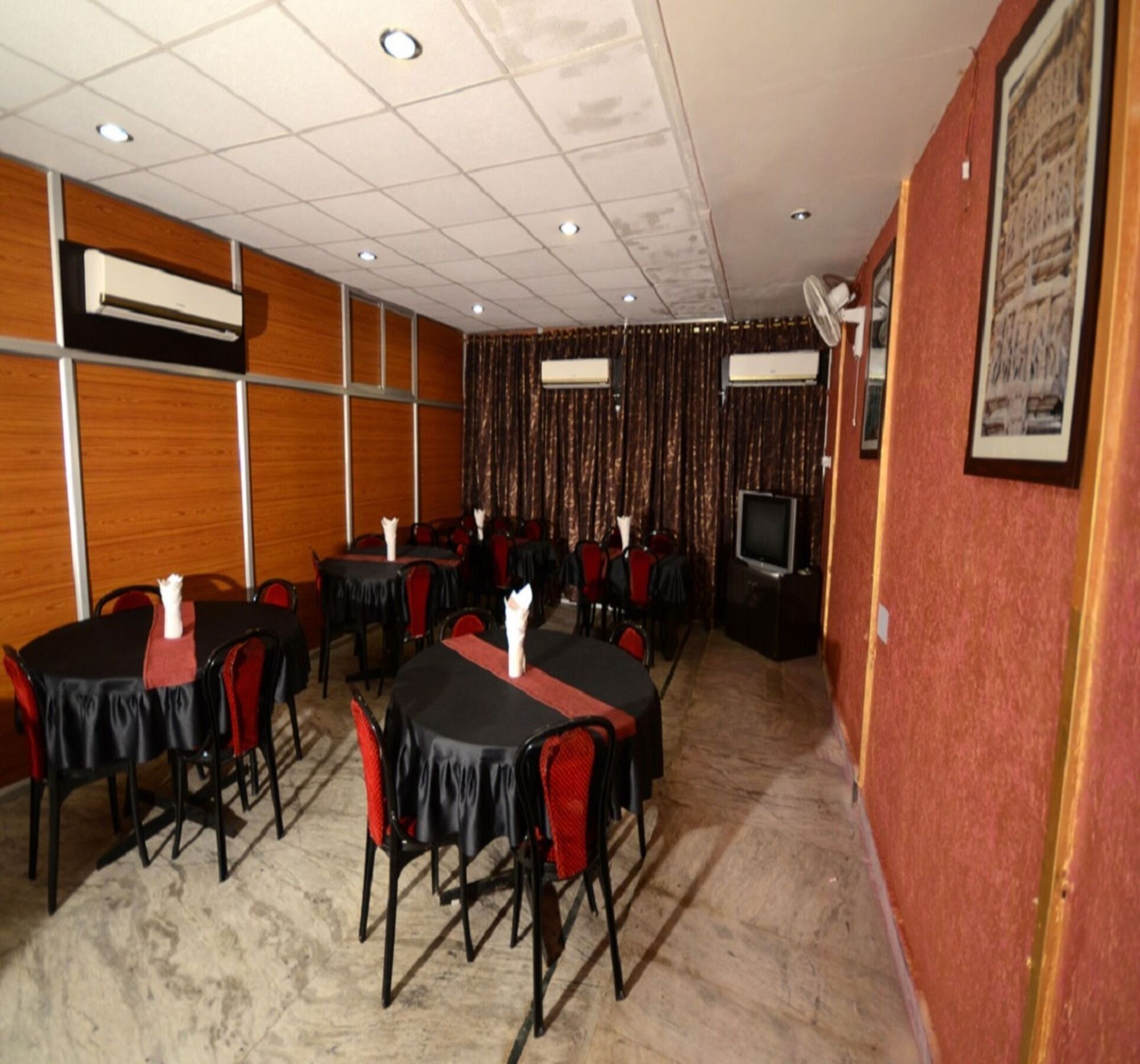 Oyo 2075 Hotel Kota Royal Dış mekan fotoğraf