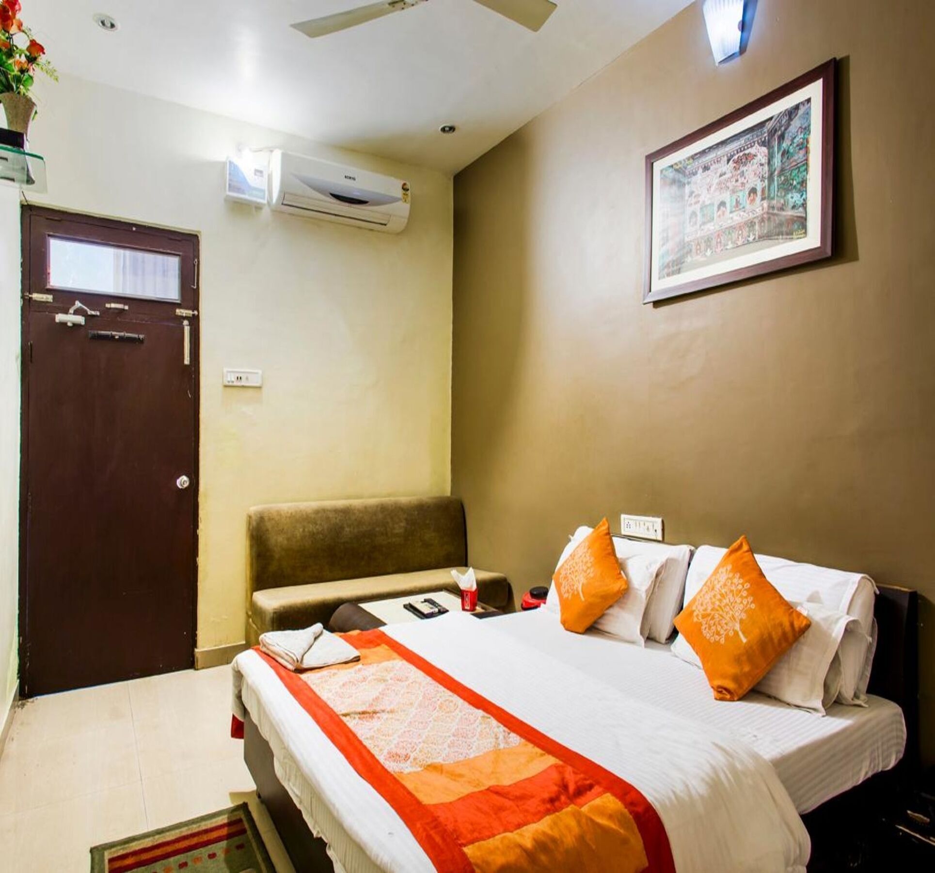 Oyo 2075 Hotel Kota Royal Dış mekan fotoğraf